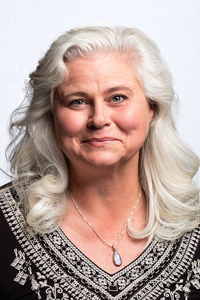 Teresa Byrne&squot;s Headshot