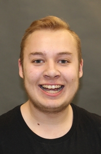 Headshot for Henry Falls