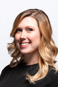 Emily De Boer&squot;s Headshot
