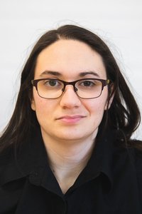 Headshot for Tessa Baker
