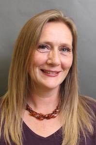 Headshot for Lisa Auton