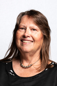 Shelley Langdon&squot;s Headshot