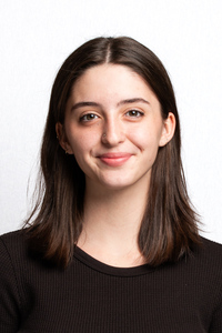Willow Martens&squot;s Headshot