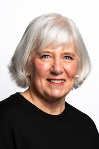 Headshot for Cathy Martin