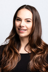 Alina Cox&squot;s Headshot