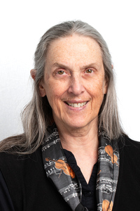 Headshot for Diana Piggott